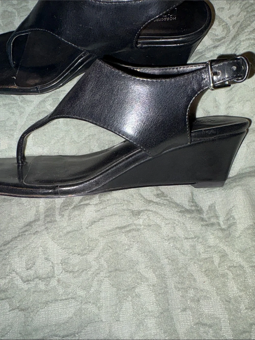 Black Nordstrom Rack 2 inch heeled sandals size 5M